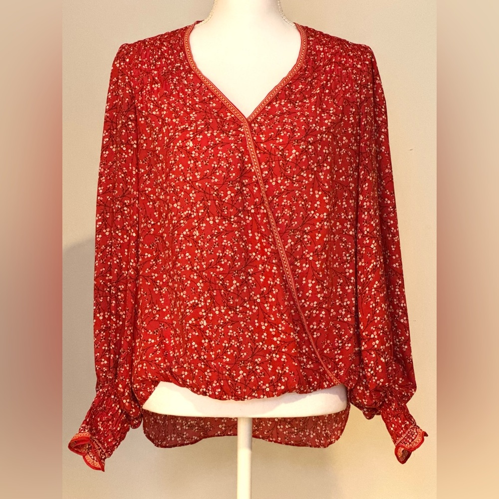 Max Studio red print long-sleeve, high-low blouse smocking at wrist and shoulder